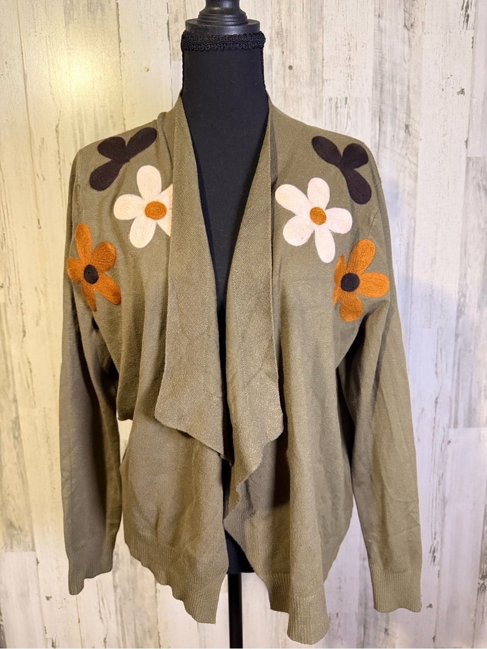 Aaeda Olive Green Floral Applique Open Cardigan Sweater Size L